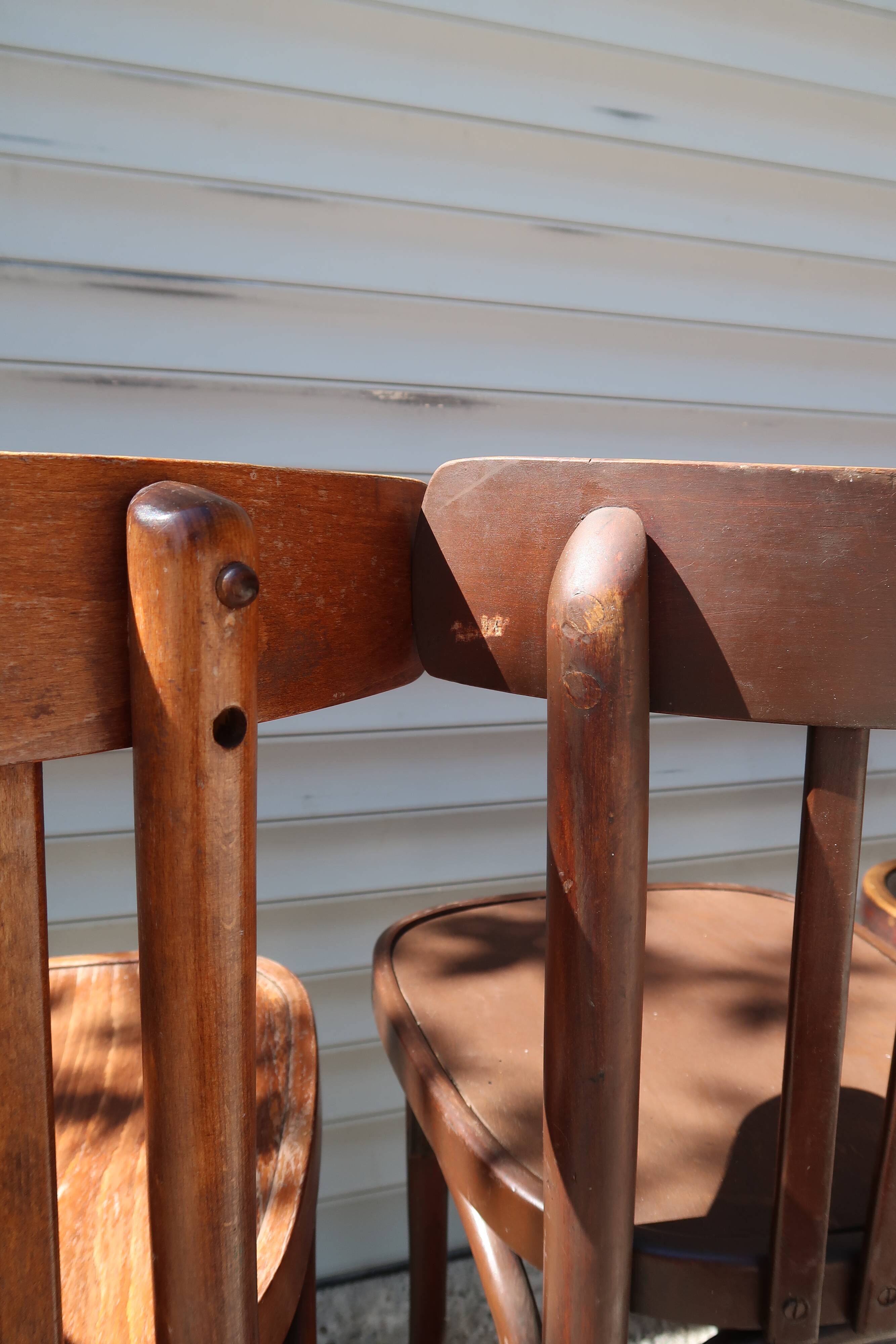 Lot of 6 vintage bistro chairs