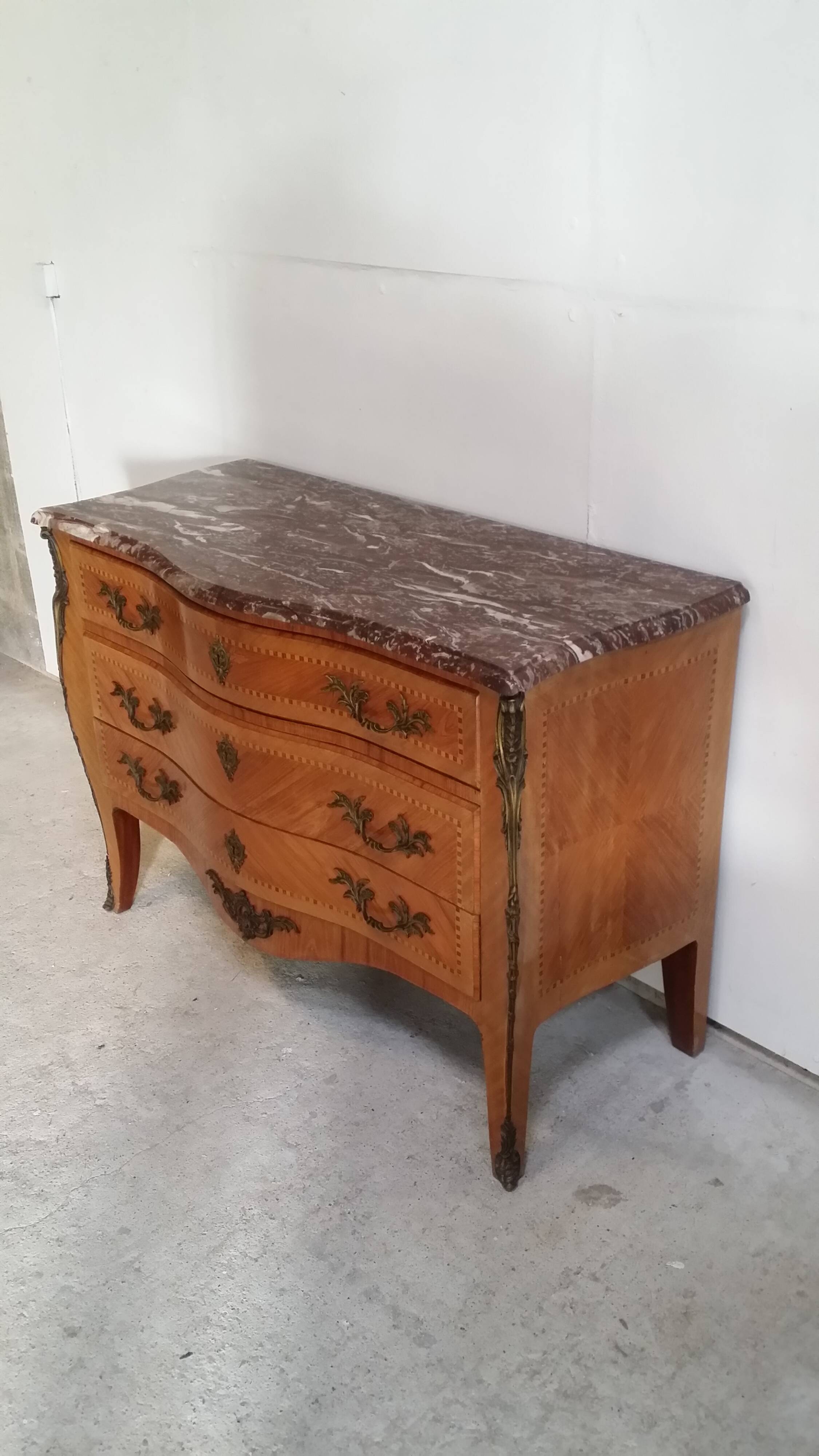Louis XV chest of drawers