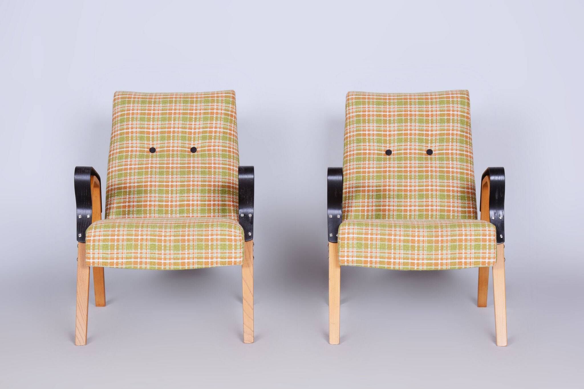 Pair of Restored Mid-Century Oak Armchairs by Tatra Pravenec, Czechia, 1950s