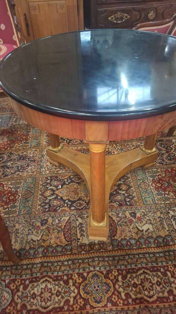 Empire mahogany pedestal table