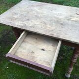 Farm table
