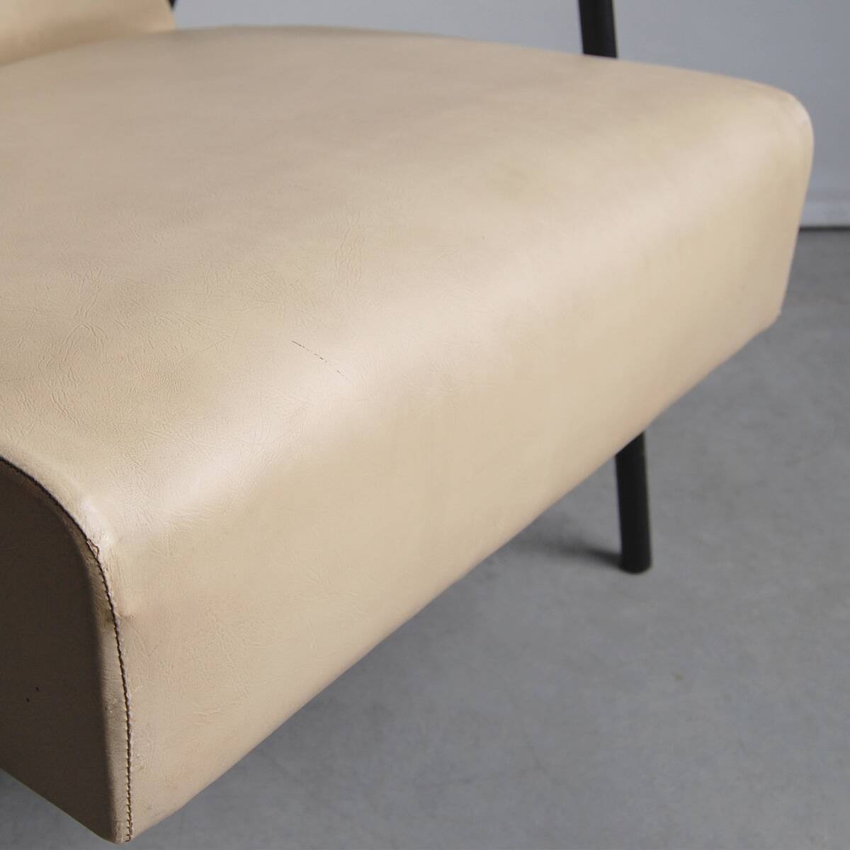 Fauteuil Rio par Pierre Guariche pour Meurop