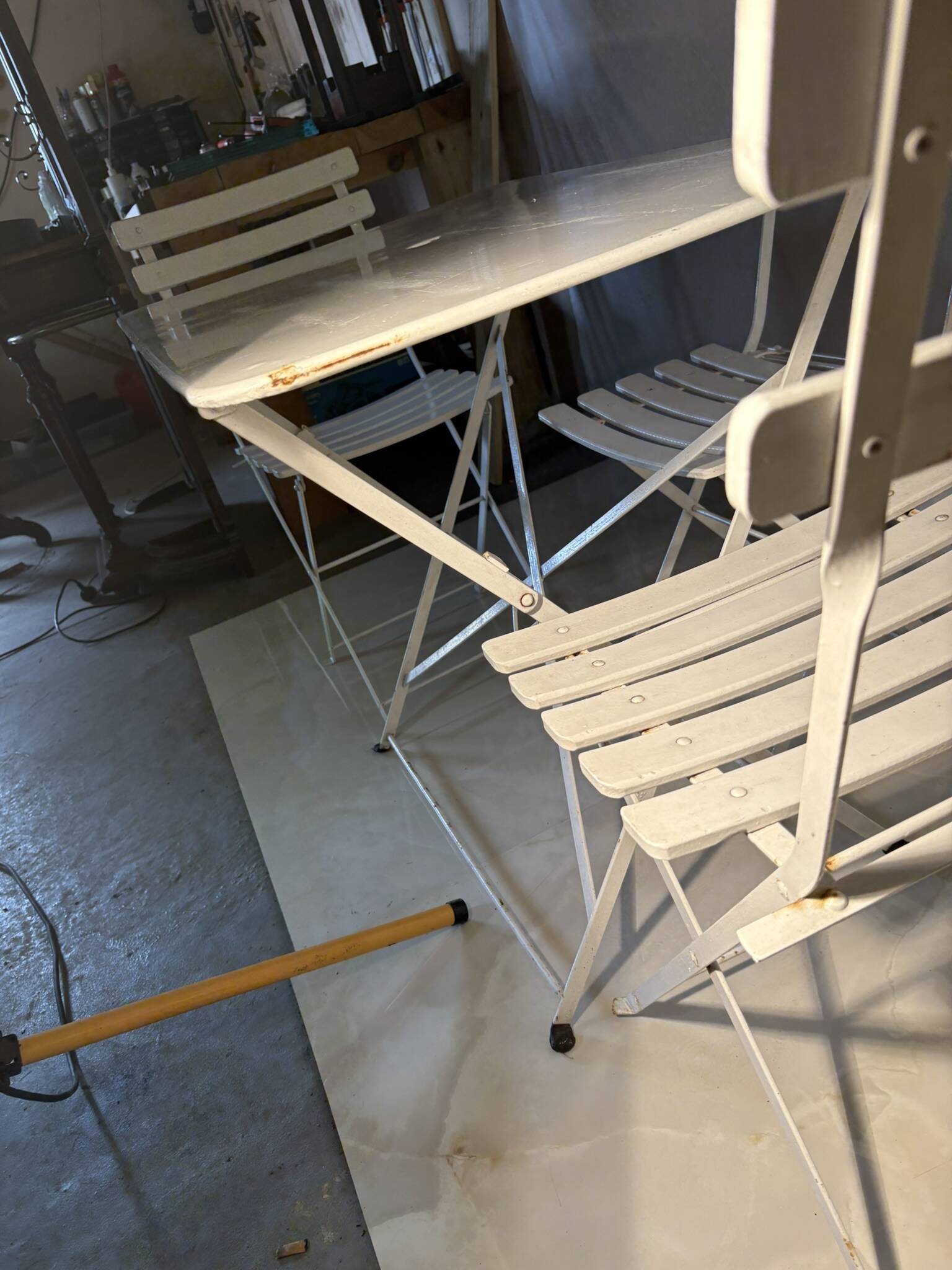 Bistro-style folding garden furniture set – table and 3 chairs