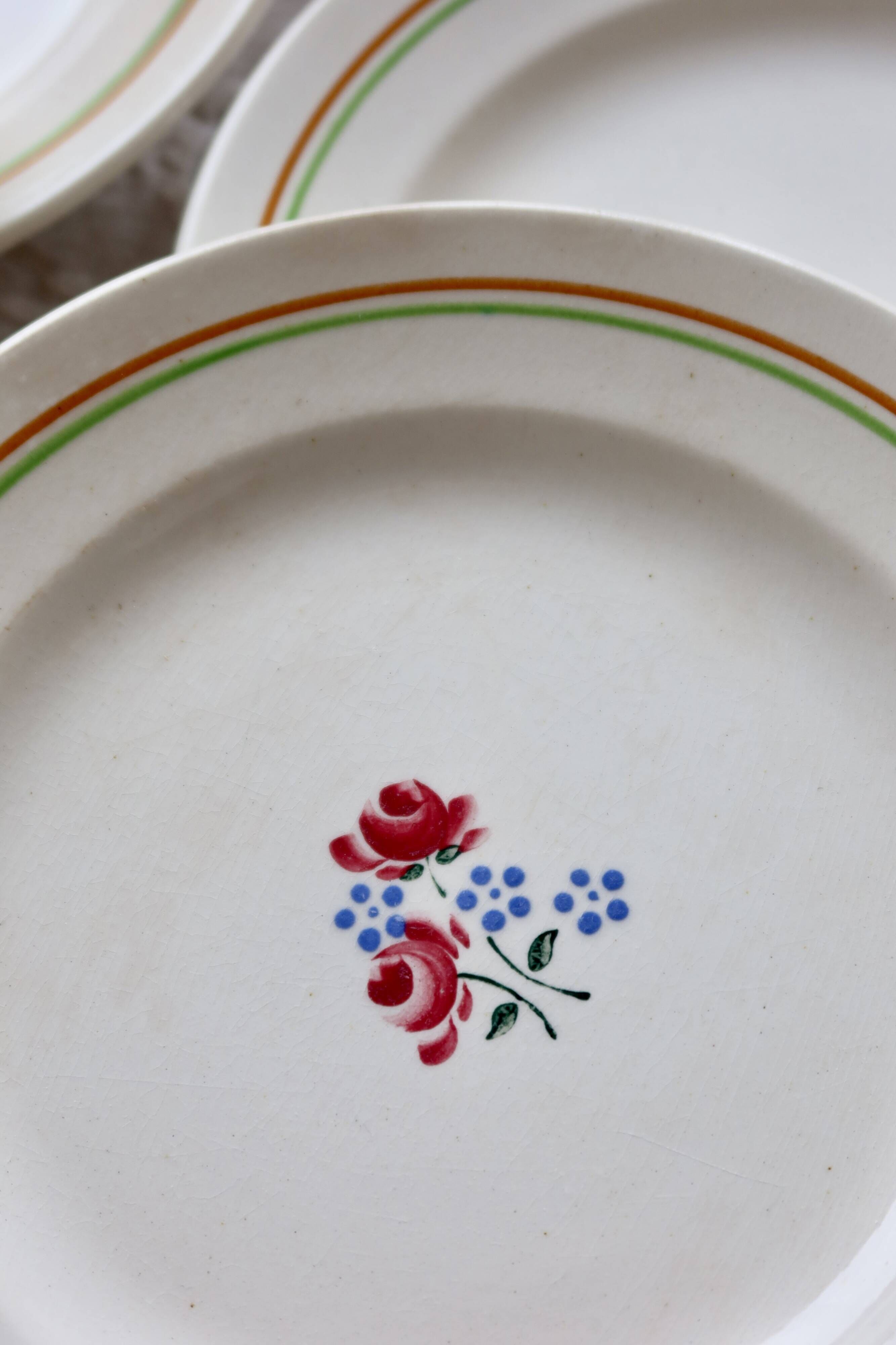 6 vintage dessert plates faience Saint-Amandinoise Saint-Amand model