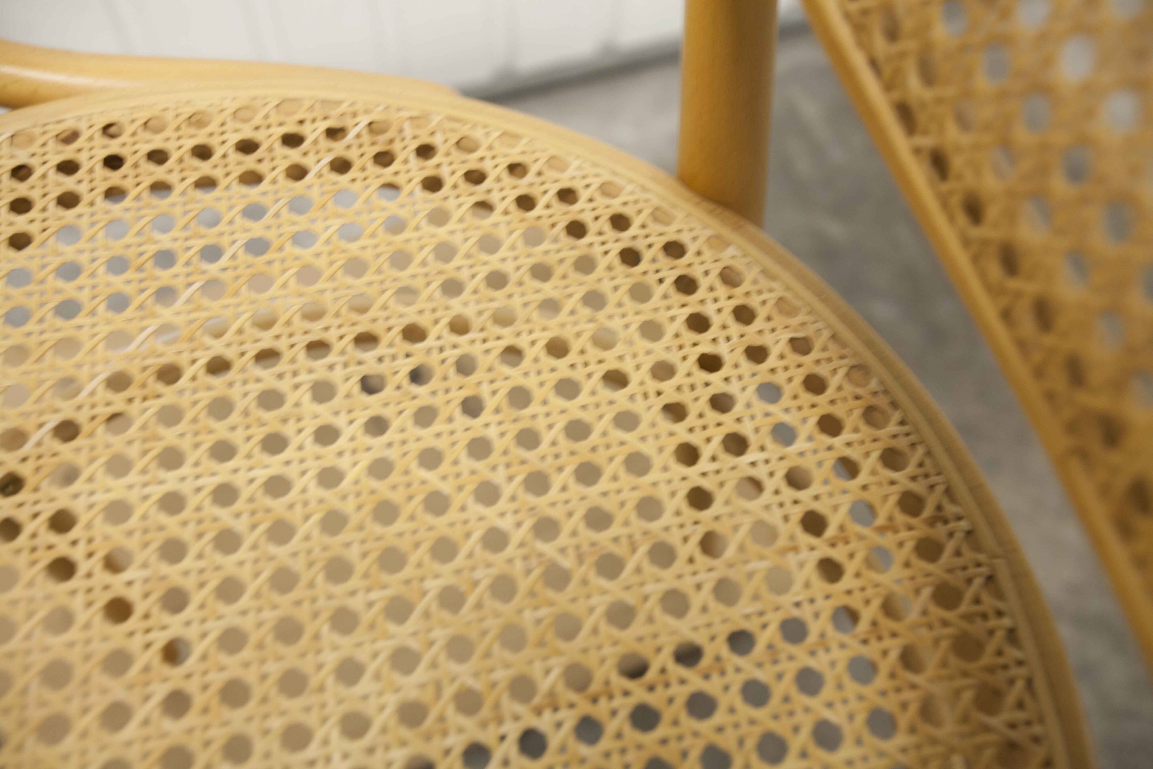 Fauteuil Thonet 210 R cannage couleur miel