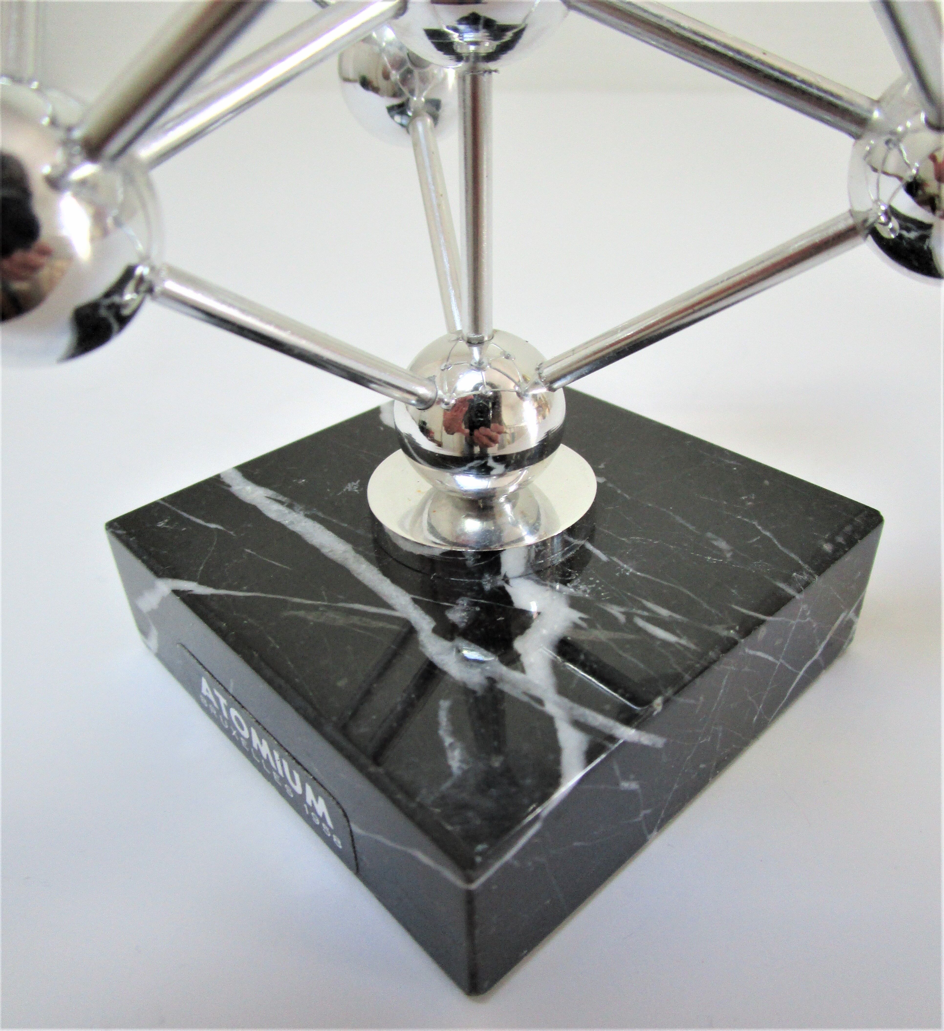 Clipboard atomium brussels metal marble vintage design