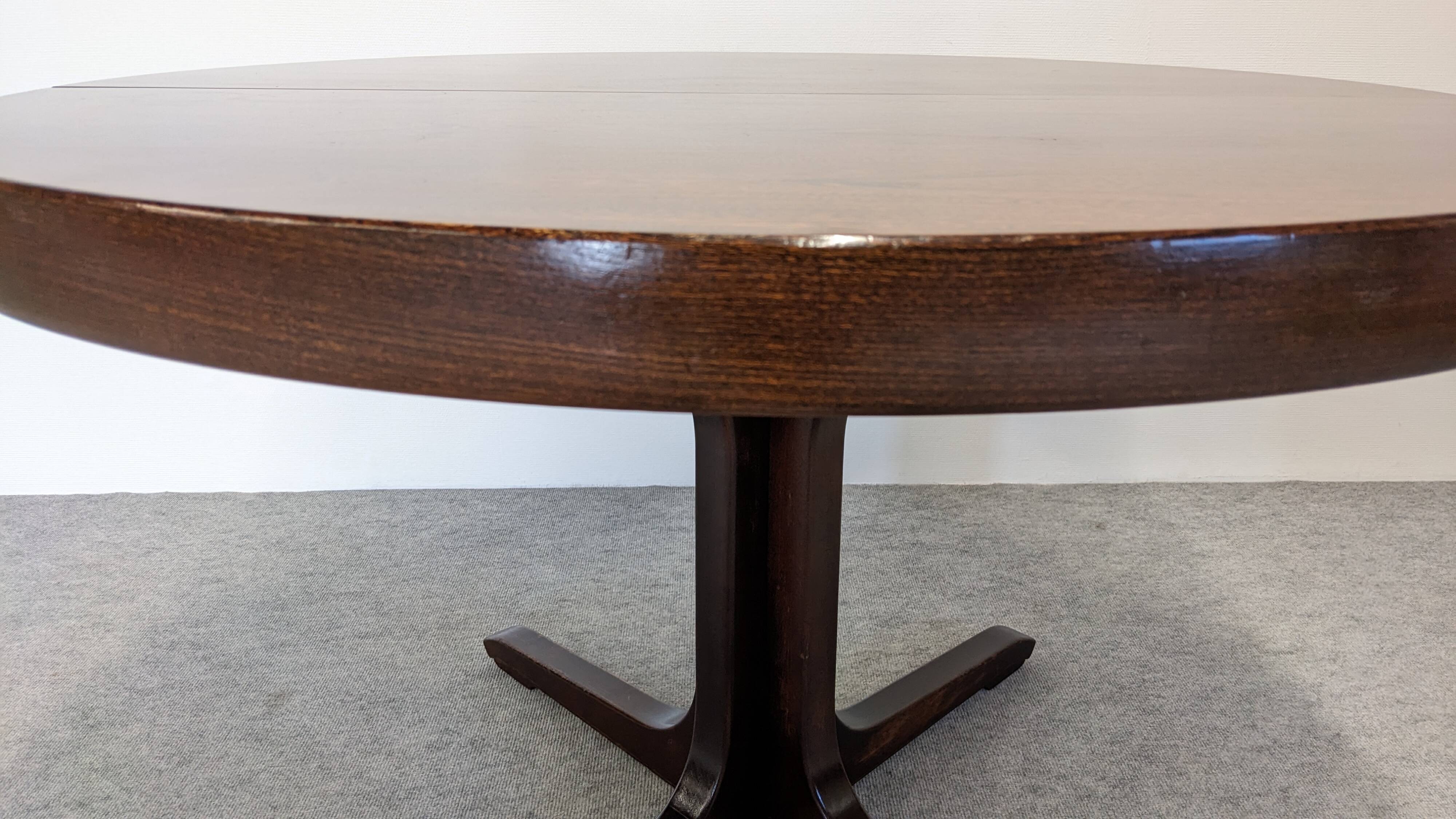 Table ronde de salle à manger extensible Baumann, France vers 1970