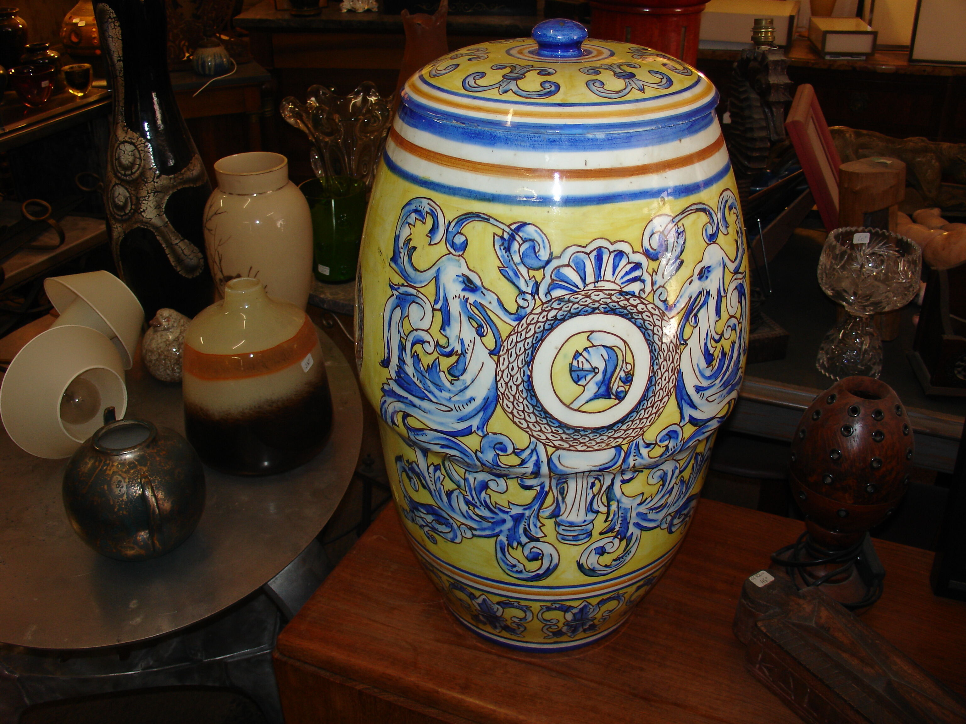 Late 19th century earthenware liquid reservoir