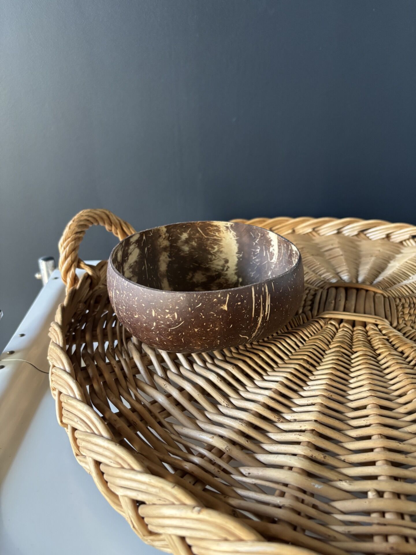 Large rattan tray