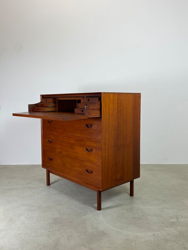 Commode en teck danois et commode par Hvidt & Mølgaard-Nielsen