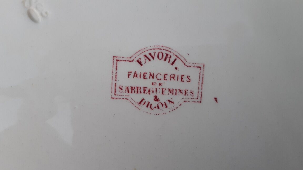 Oval dish Sarreguemines and Digoin service "Favorite"