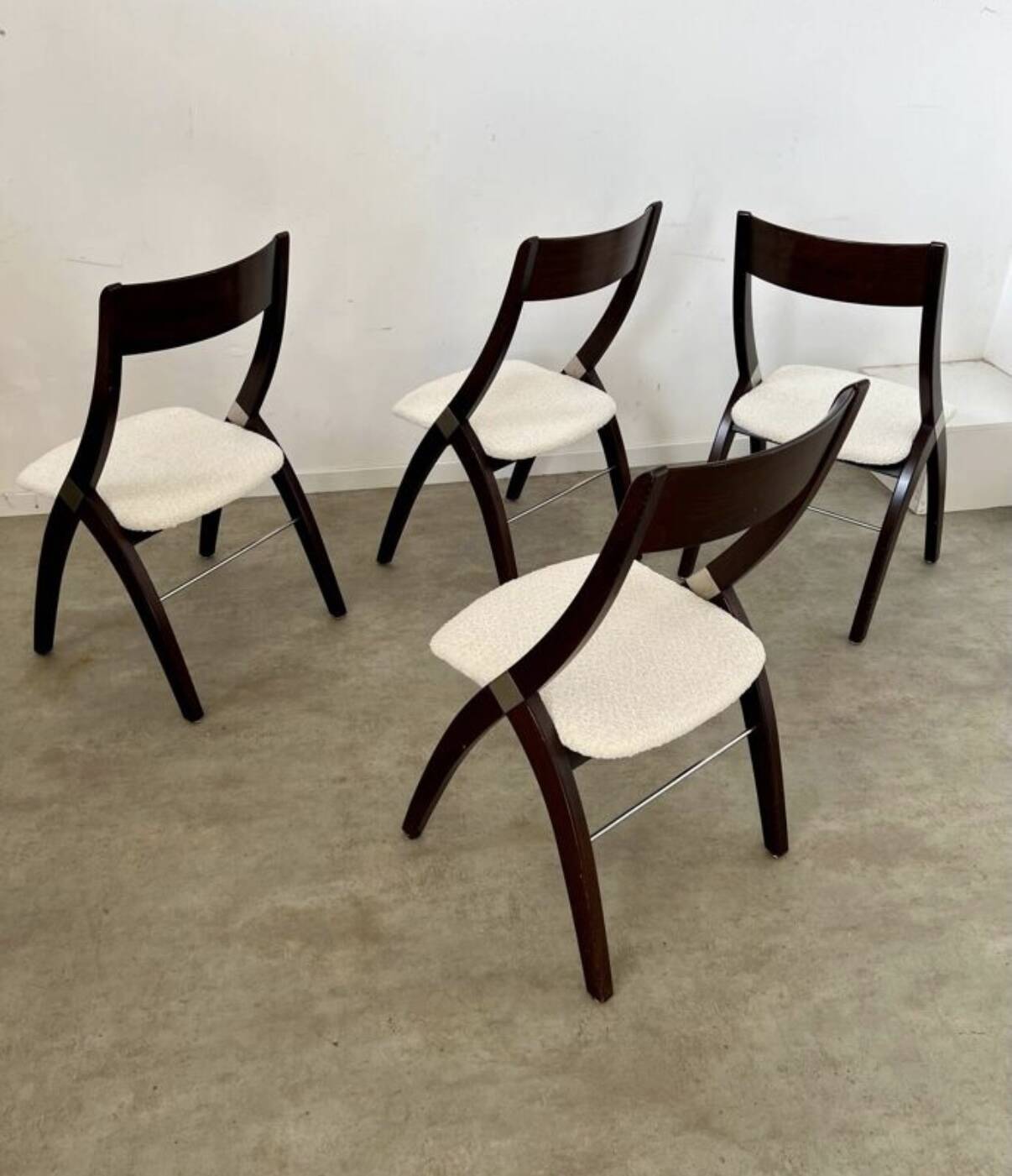 Set of 4 vintage 70s Italian design wooden and terry chairs