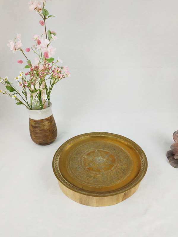 Brass servant tray