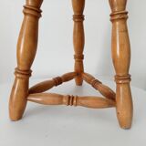 Vintage tripod stool in beech wood.