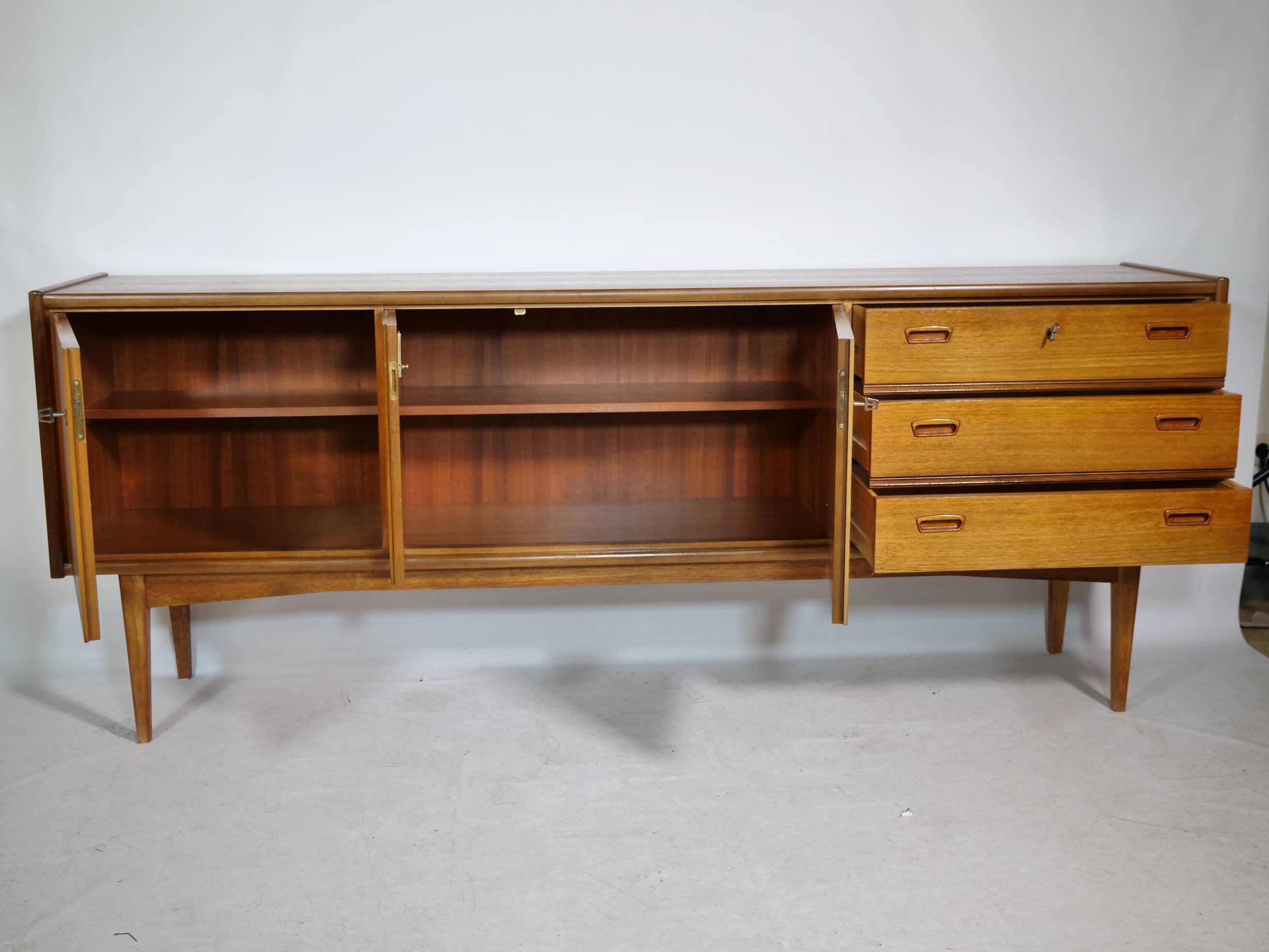 Mid-Century Design Teak Sideboard by Bartels, Germany, 1960s