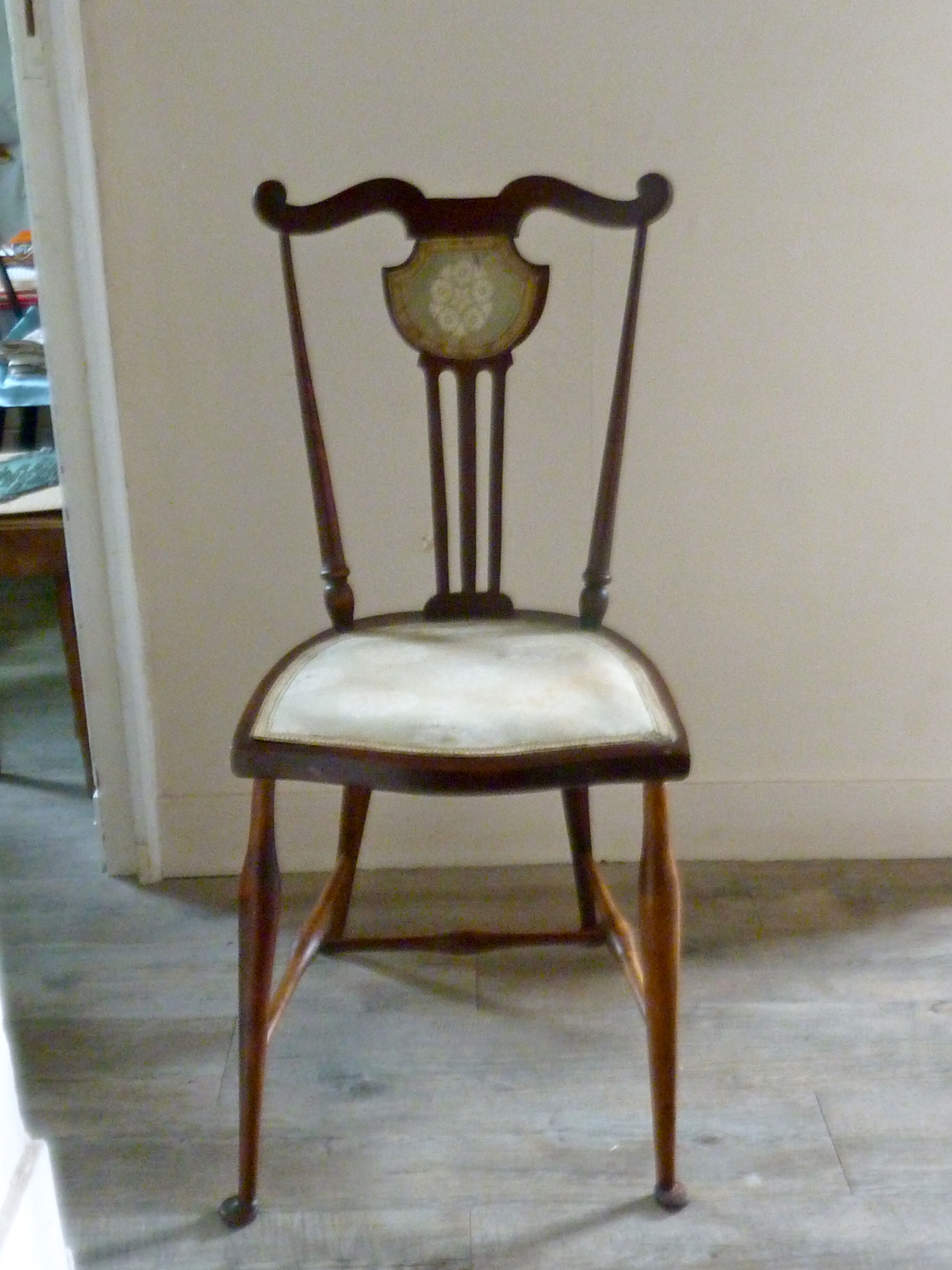 Rare seamstress chair from the 1900s