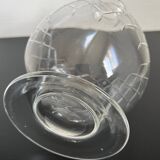 Carafe en verre ciselé