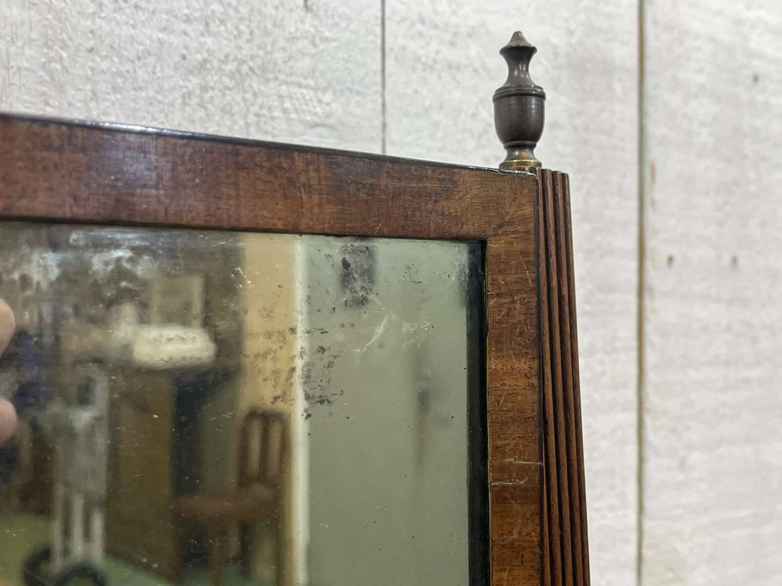 English mahogany dressing table from the late 19th century.