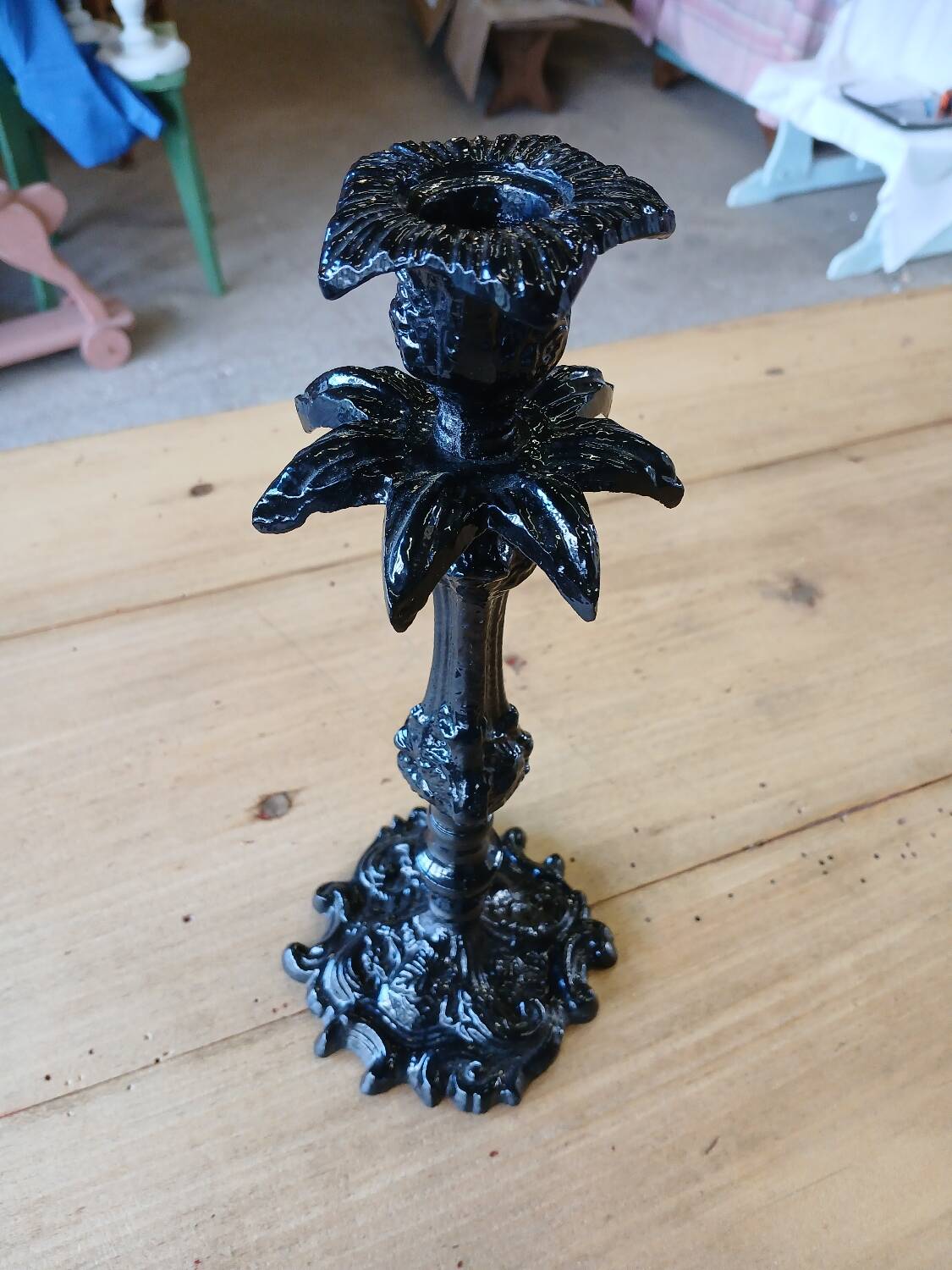 Black metal candle holder/candlestick