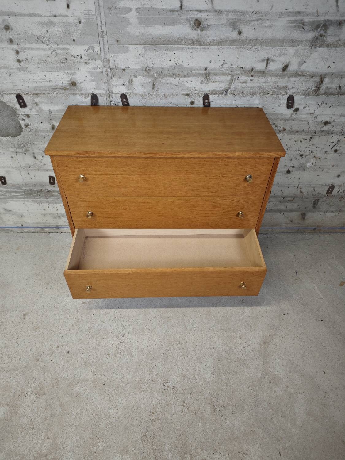 Vintage wooden chest of drawers