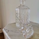 Carafe en verre ciselé