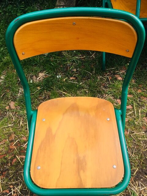 Lot de 10 chaises écoles des années '70, 5 bleus et 5 vert