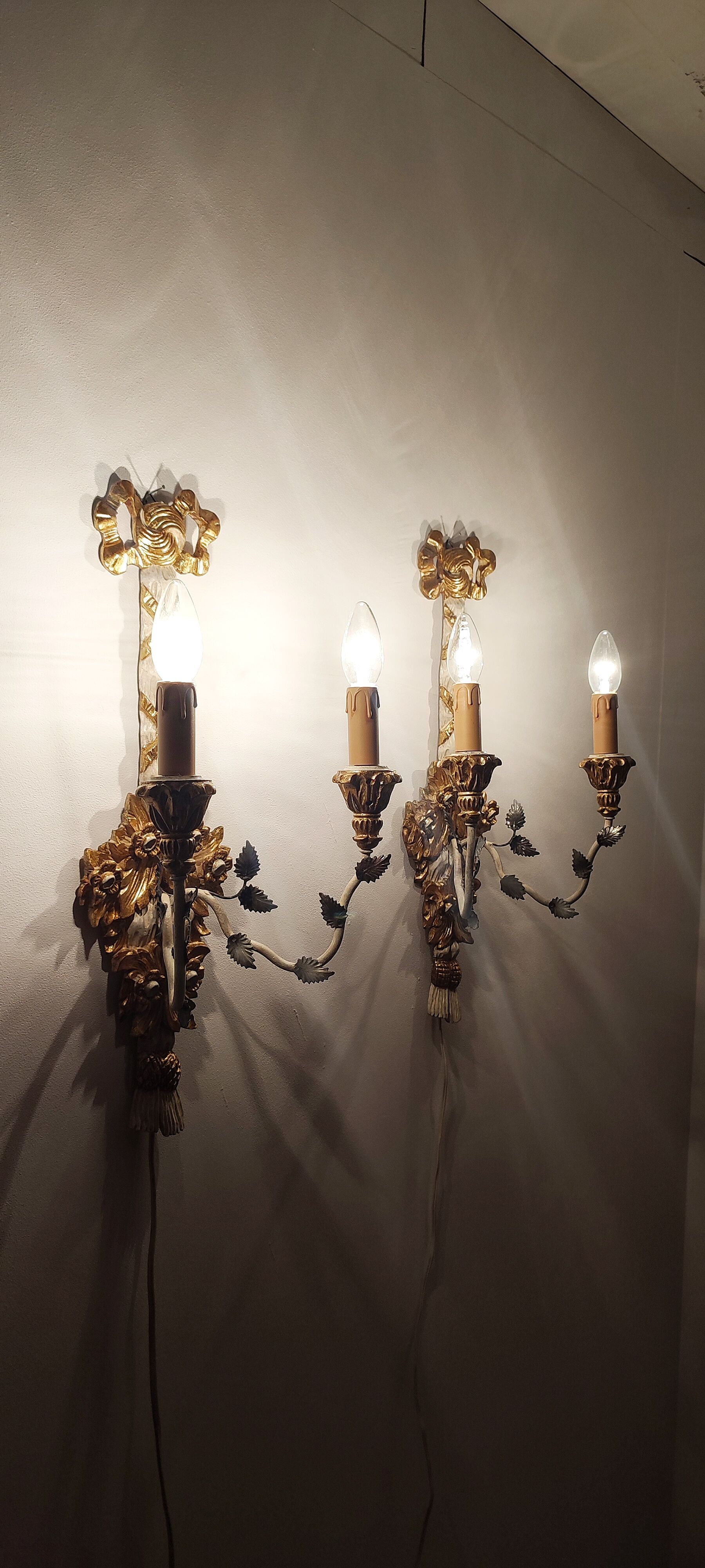 Polychrome beech wood sconces. Spain 1900