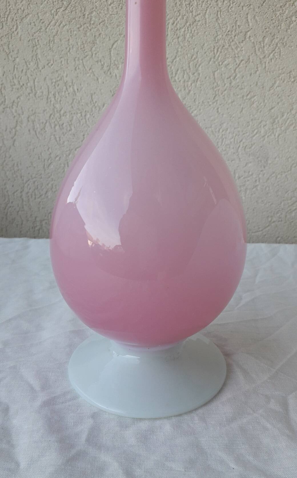 Pink opaline single-flower vase
