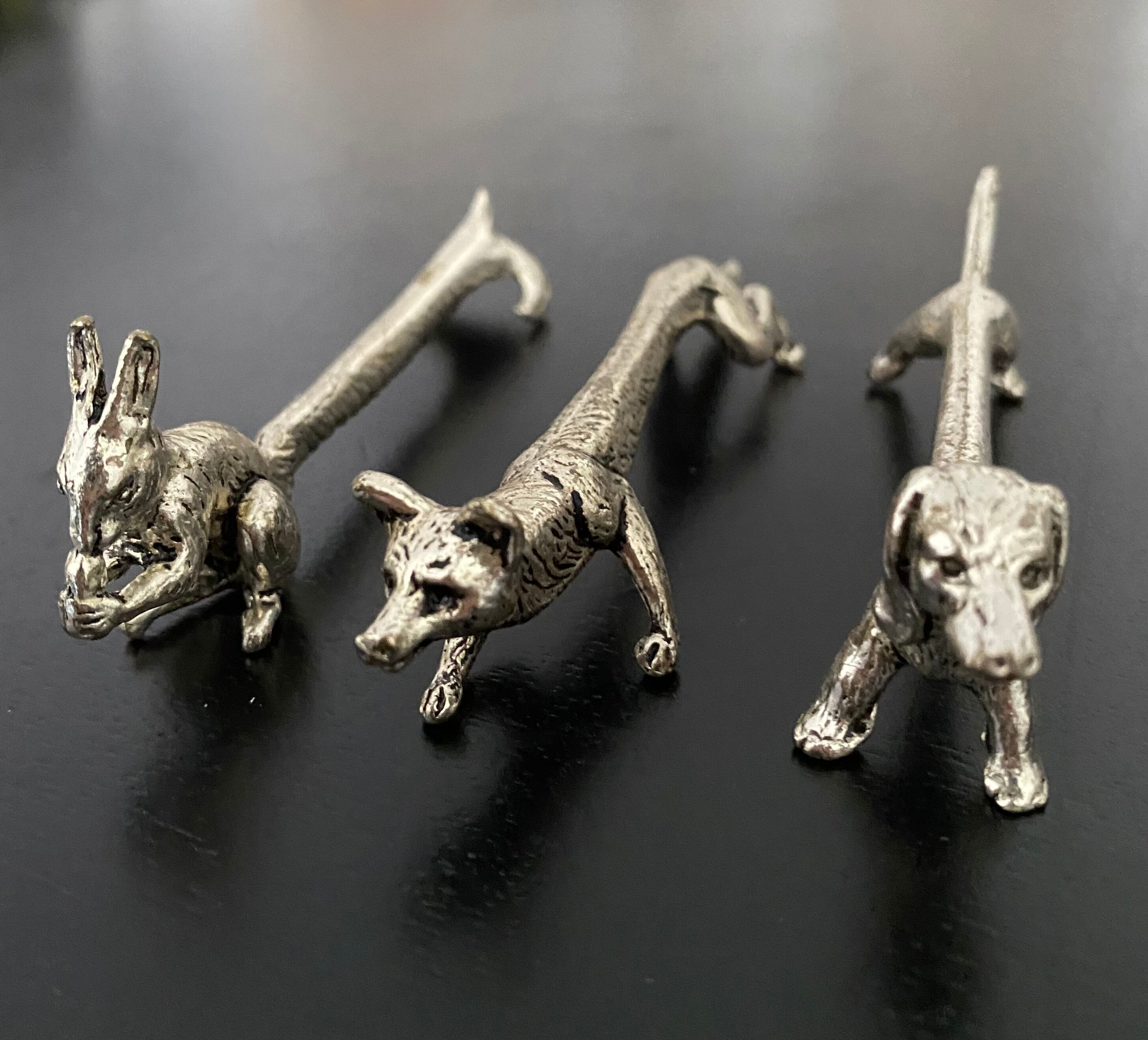6 various animal knife holders