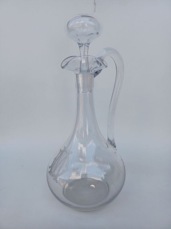 Aiguière en cristal de Baccarat, forme Ballon, vers 1910