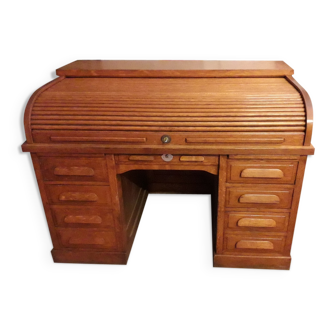 Curtain desk