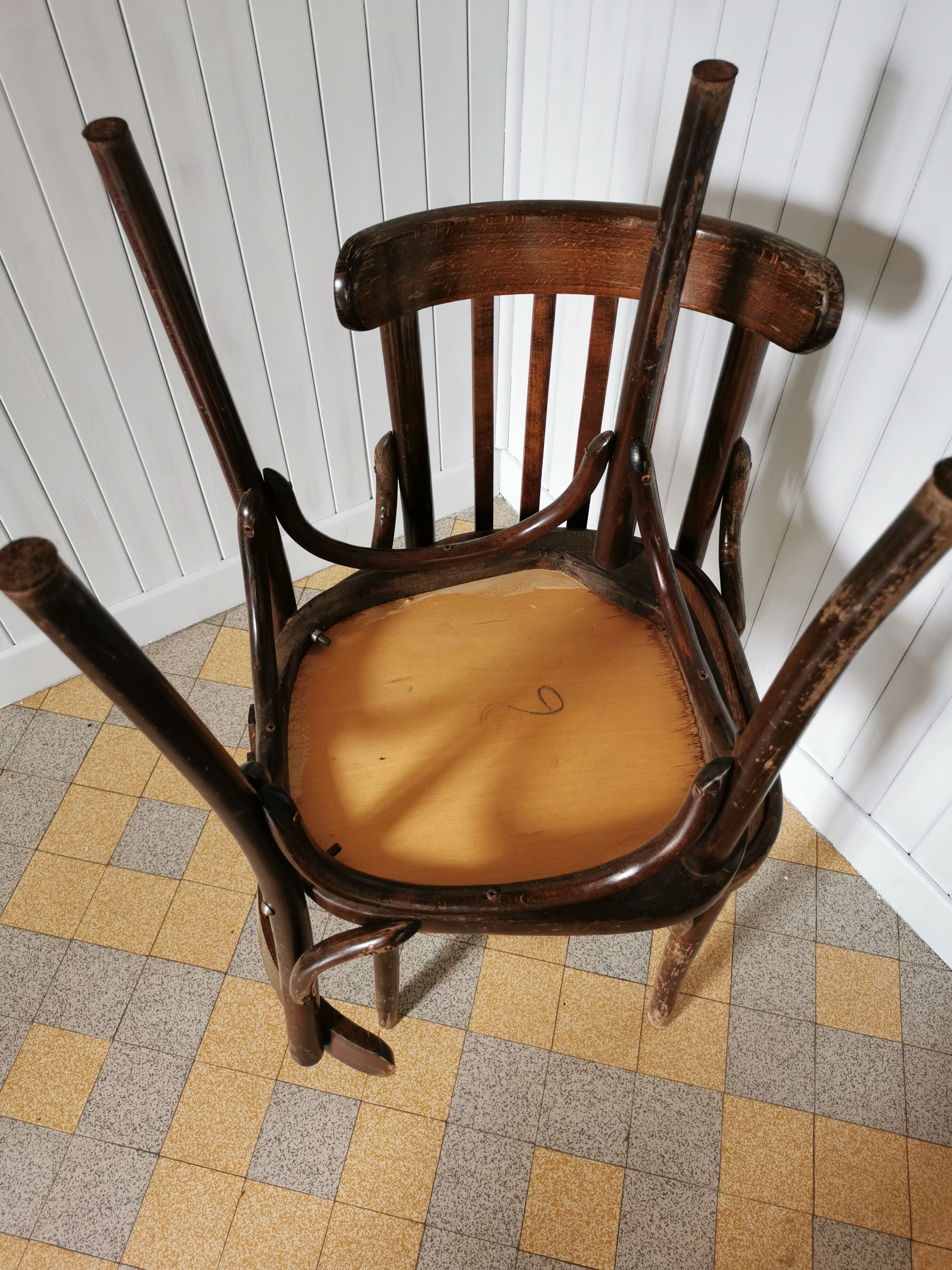 Bistro chair