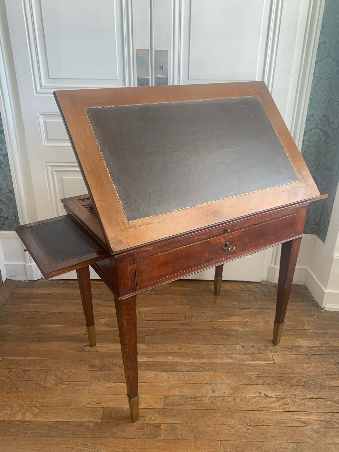 Table à la Tronchin