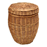 Large vintage wicker basket with lid – circa 1960