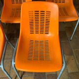 Chaises en plastique