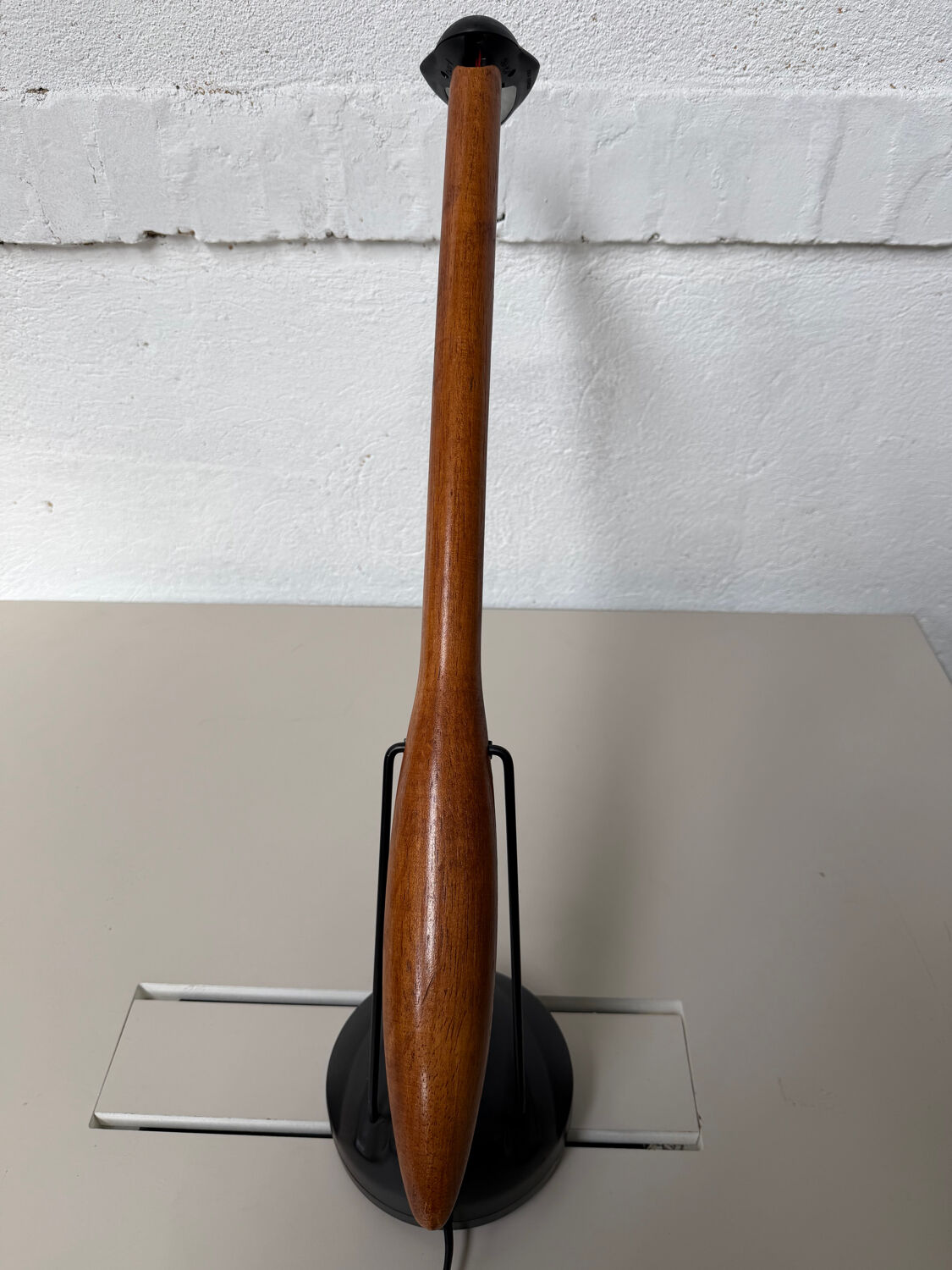 Black and wood desk lamp Unilux reference 2080