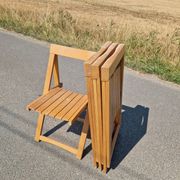 4 chaises pliantes par Aldo Jacober