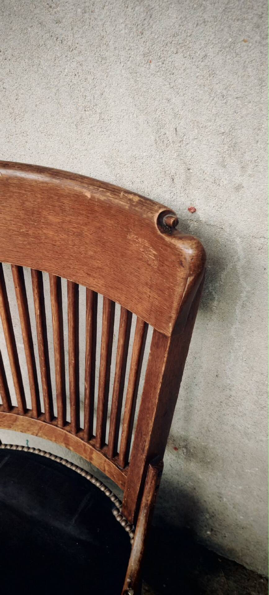 Antique writer's chair