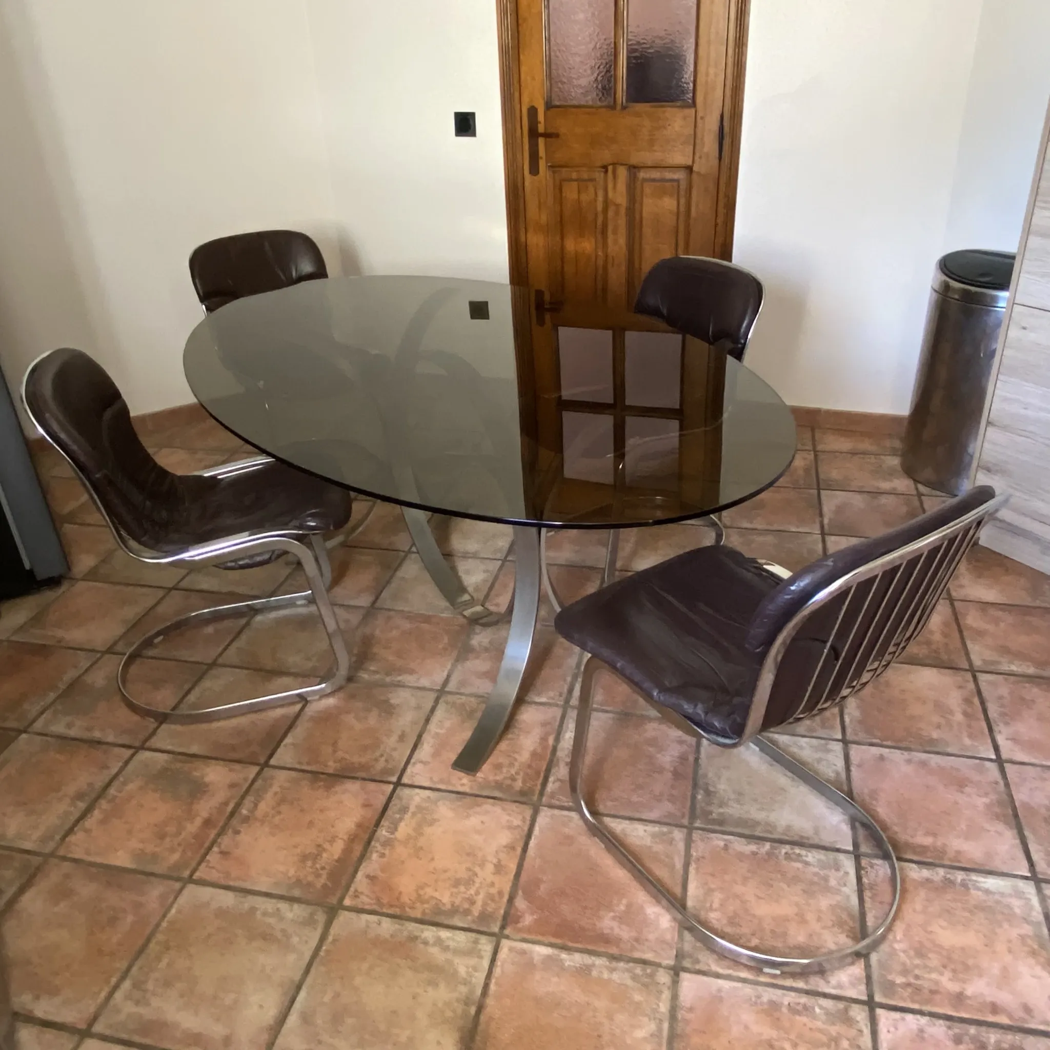 ROCHE BOBOIS table. 1970. Space age. 190x110.