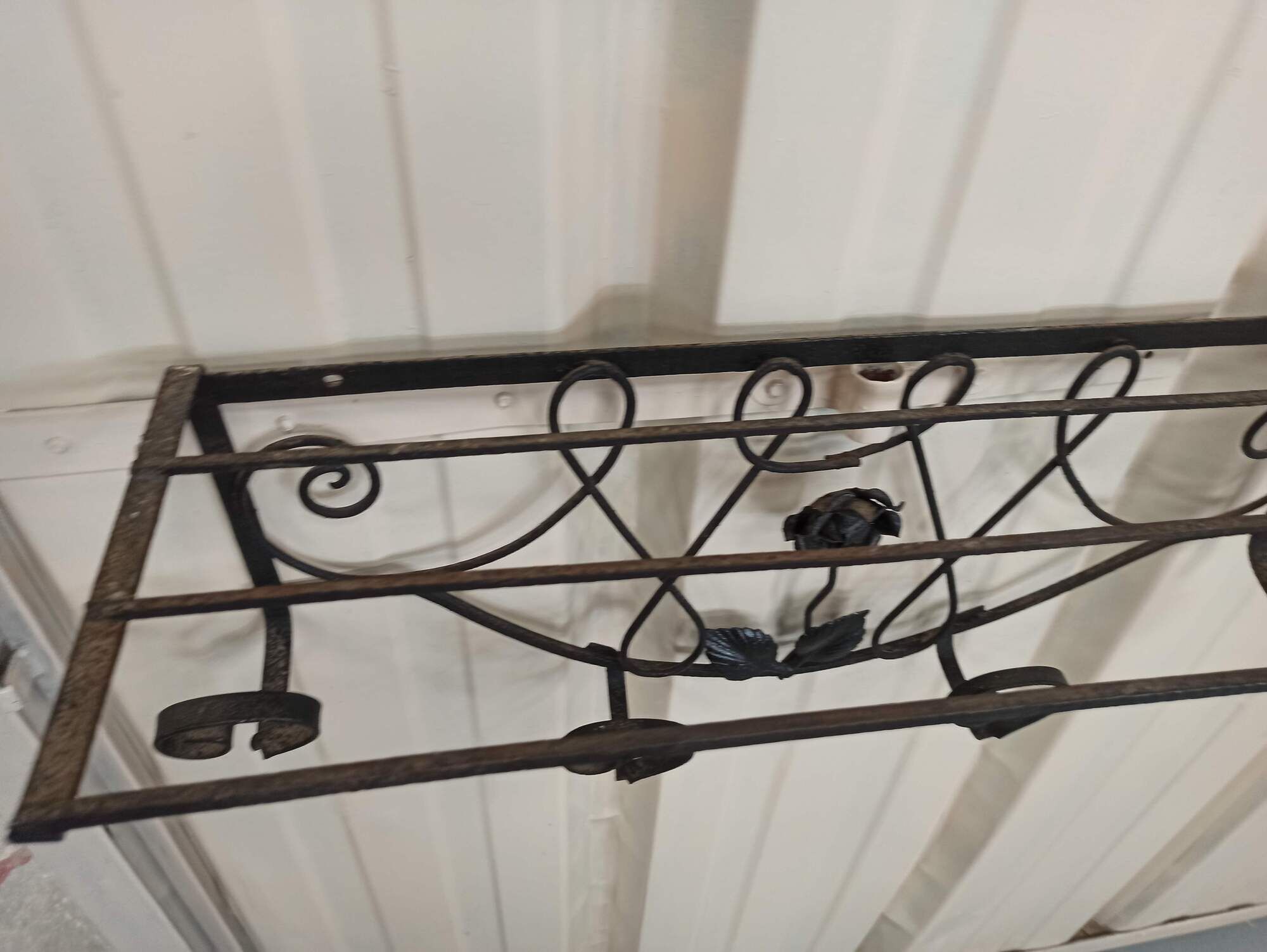 Coat rack in wrought iron art deco patère with decoration of black rose coat rack coat rack