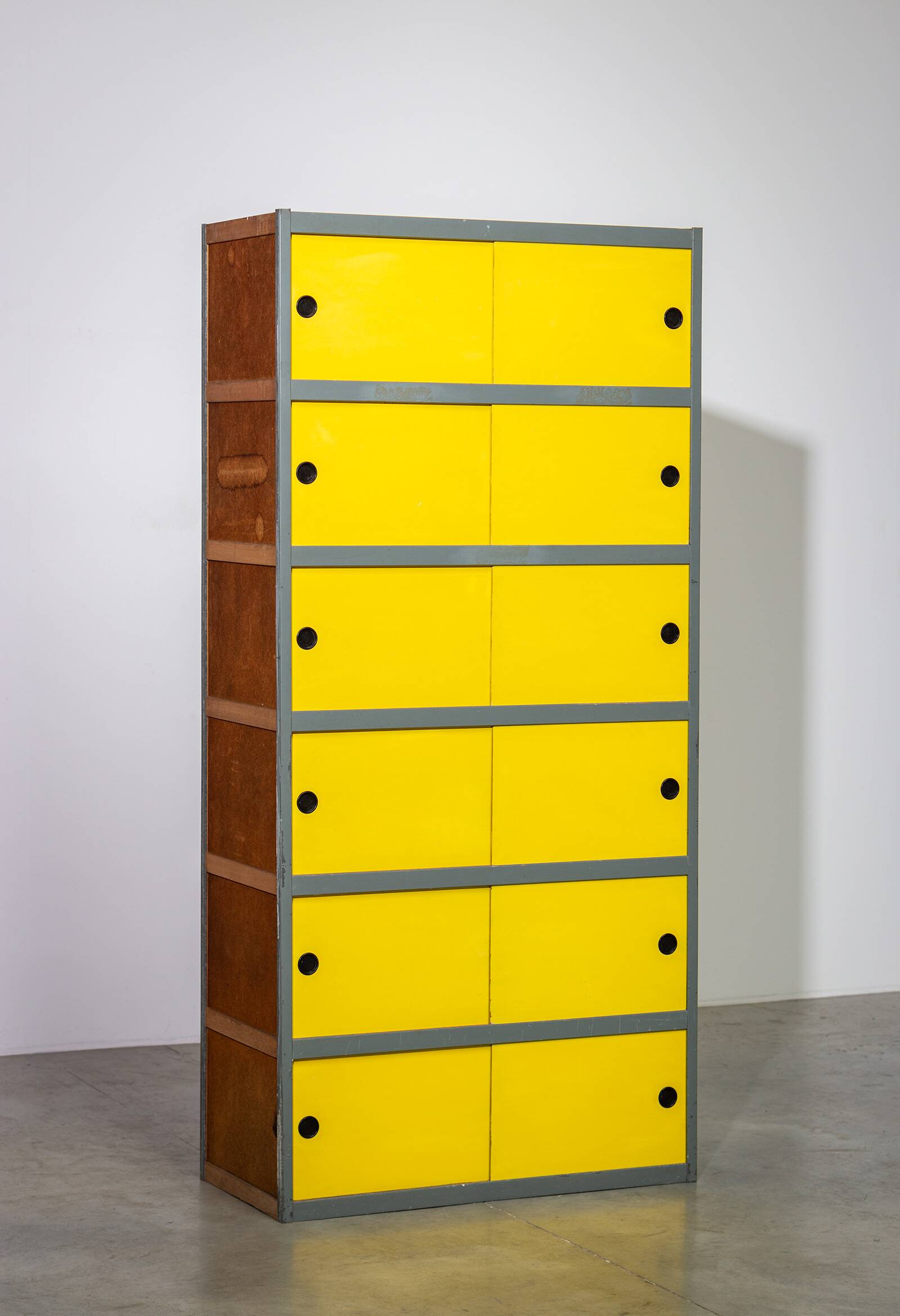 Kewlox cabinet from 1979