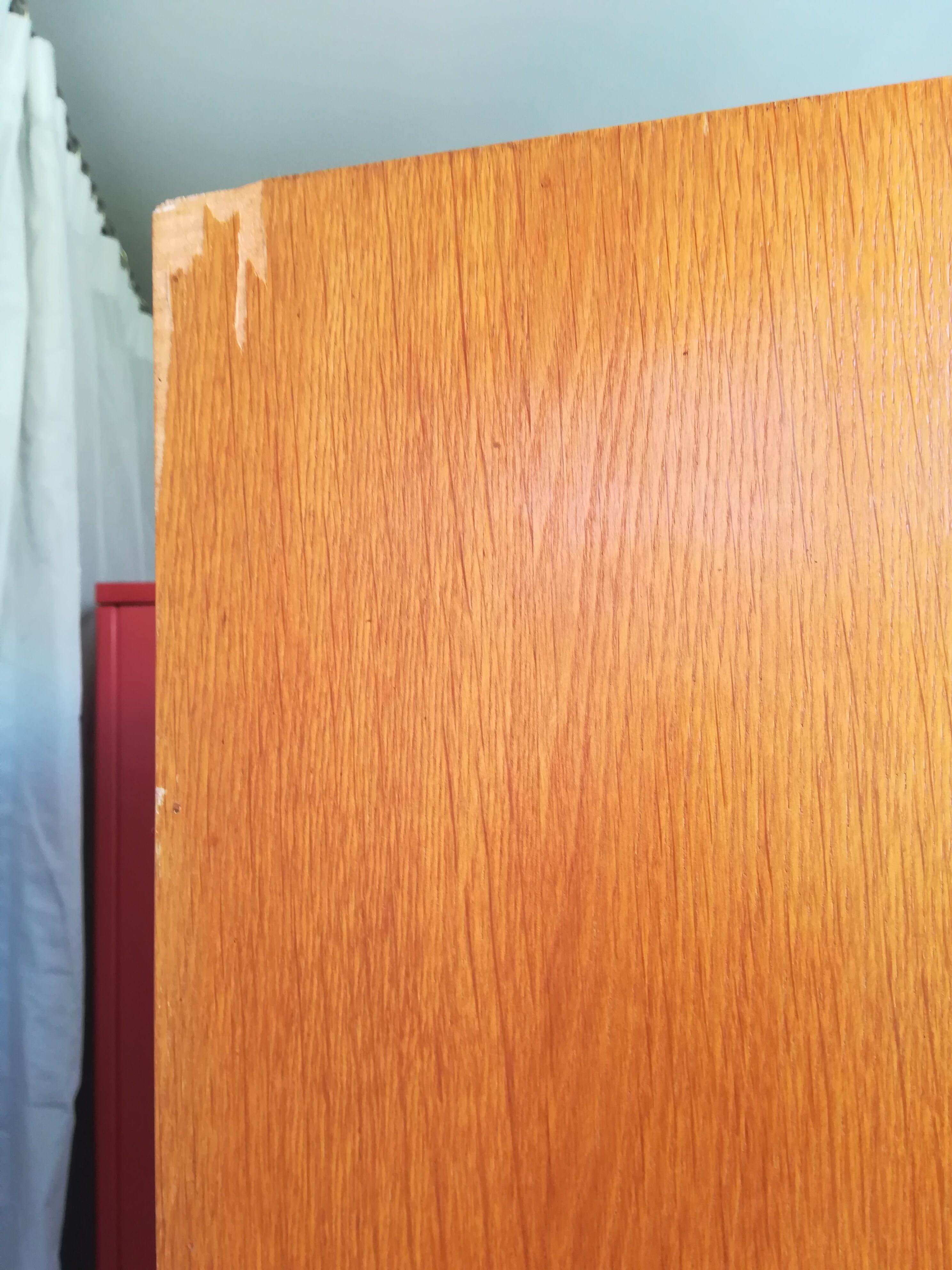 Vestiaire d'internat vintage pieds compas