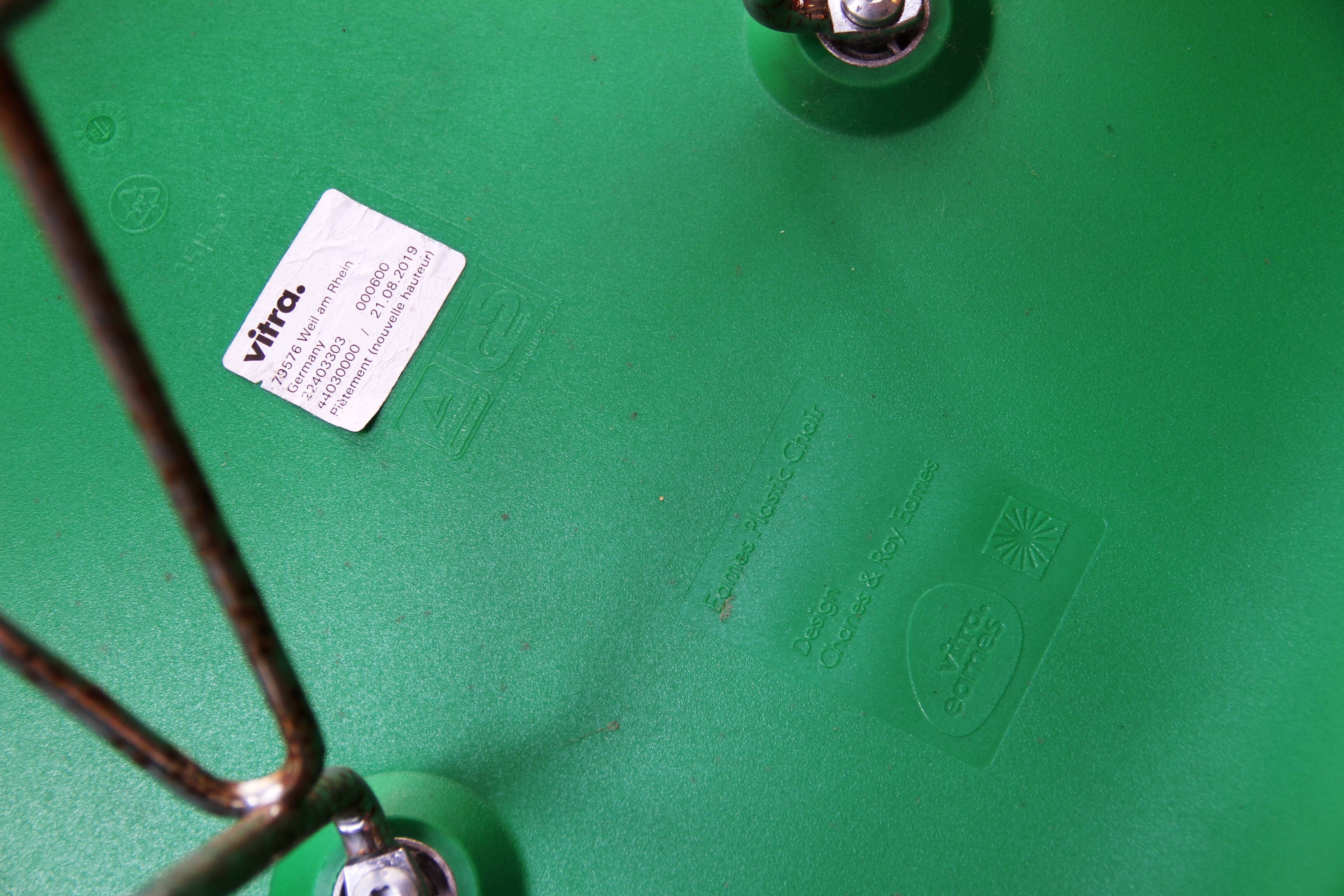 DSR chair, Charles & Ray Eames, Vitra