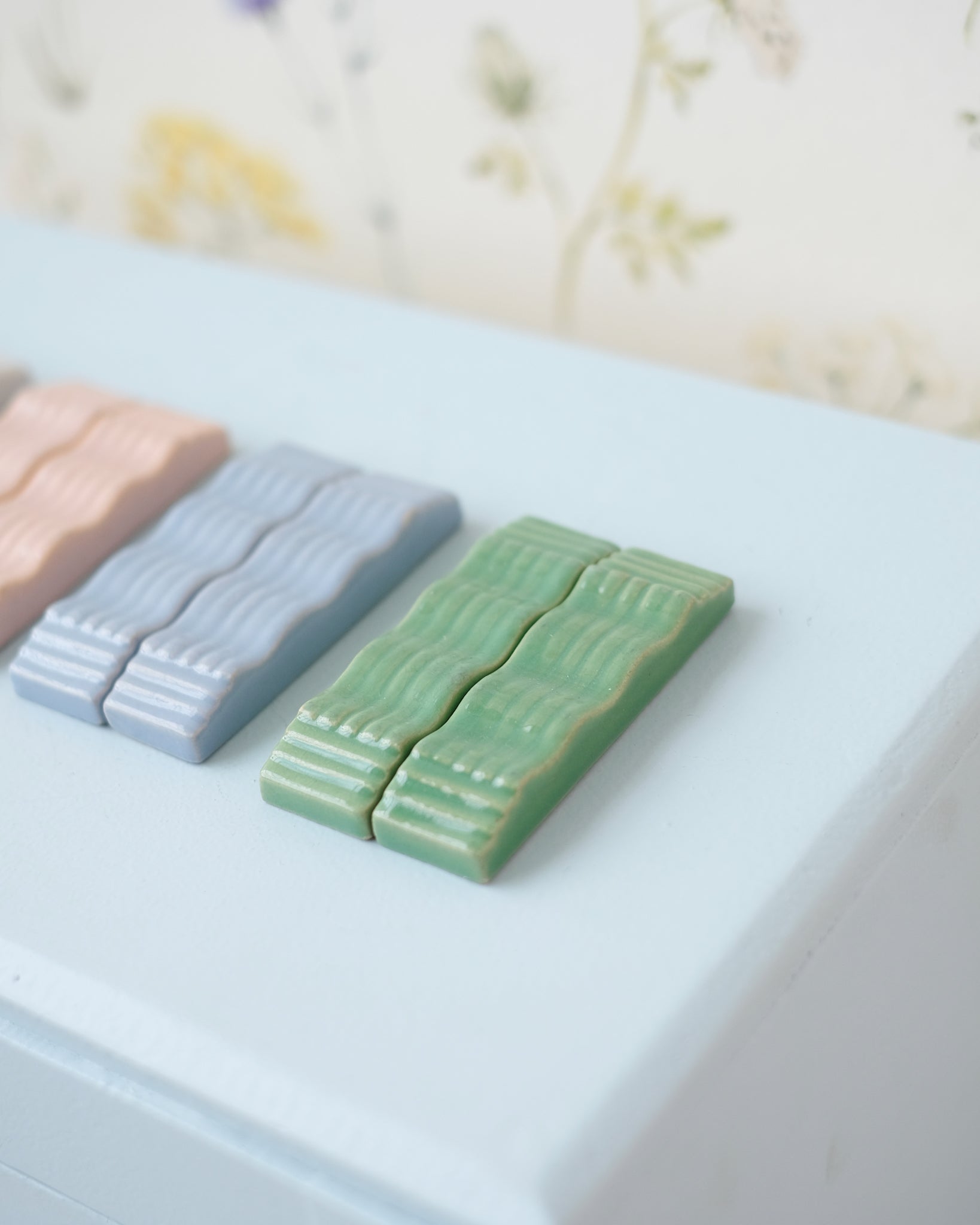 10 Ceramic Art Deco knife holders