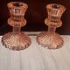 Paire de bougeoirs en verre