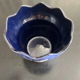 Cache-pot en céramique bleue et blanche, années 70