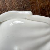 Empty pocket hands in opaline avon