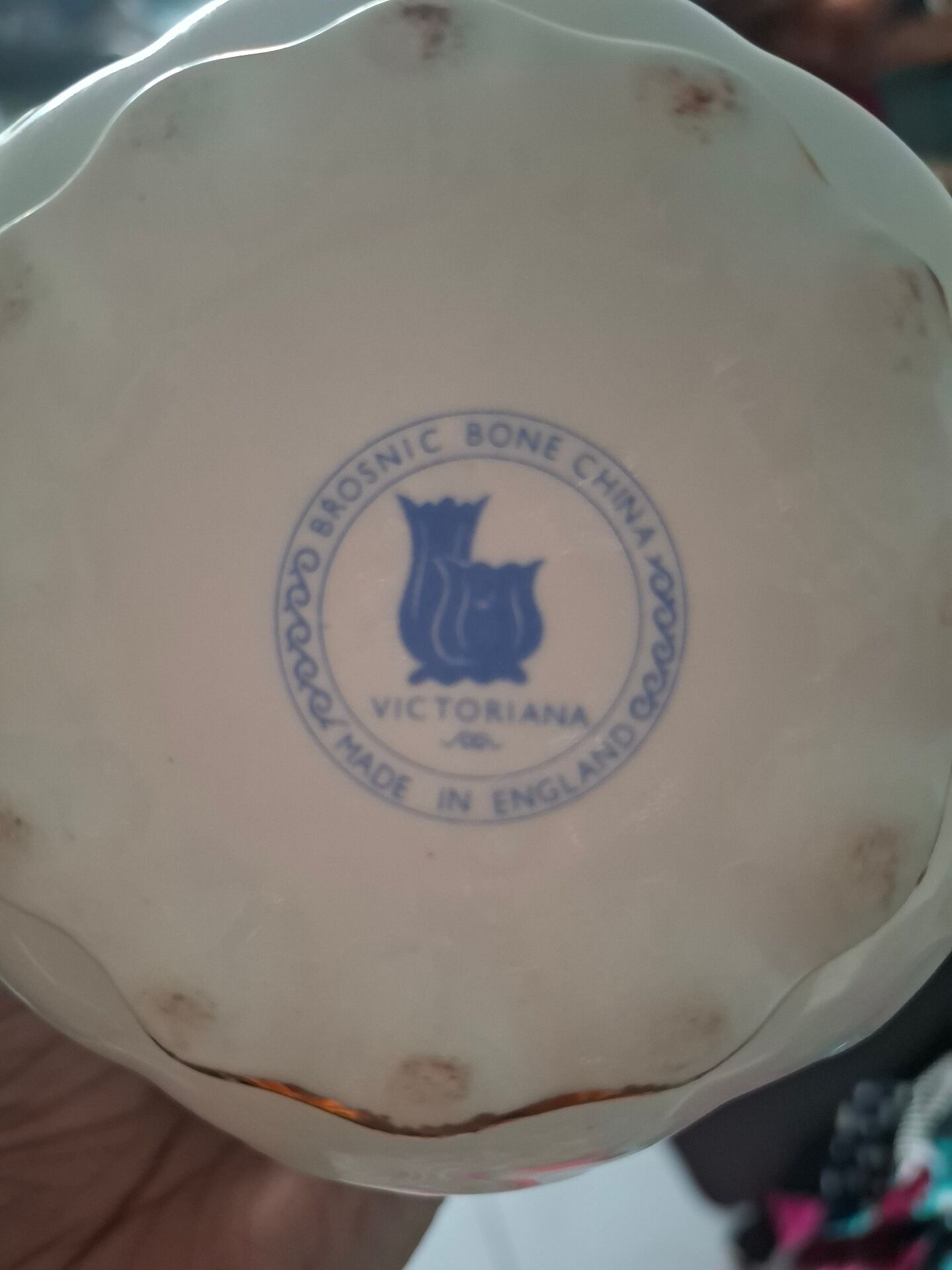 Old porcelain cache pot or trinket dish