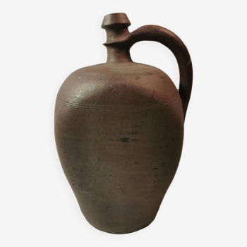 Norman jug bottle with old sandstone handle