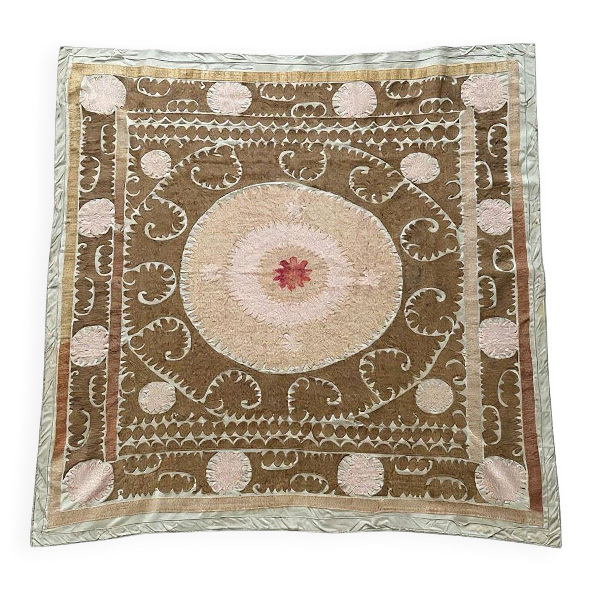 Vintage hand-embroidered tablecloth 139x146 cm
